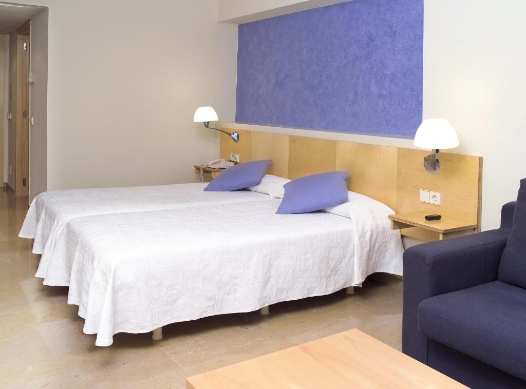 Hotel Rambla Figueres Стая снимка