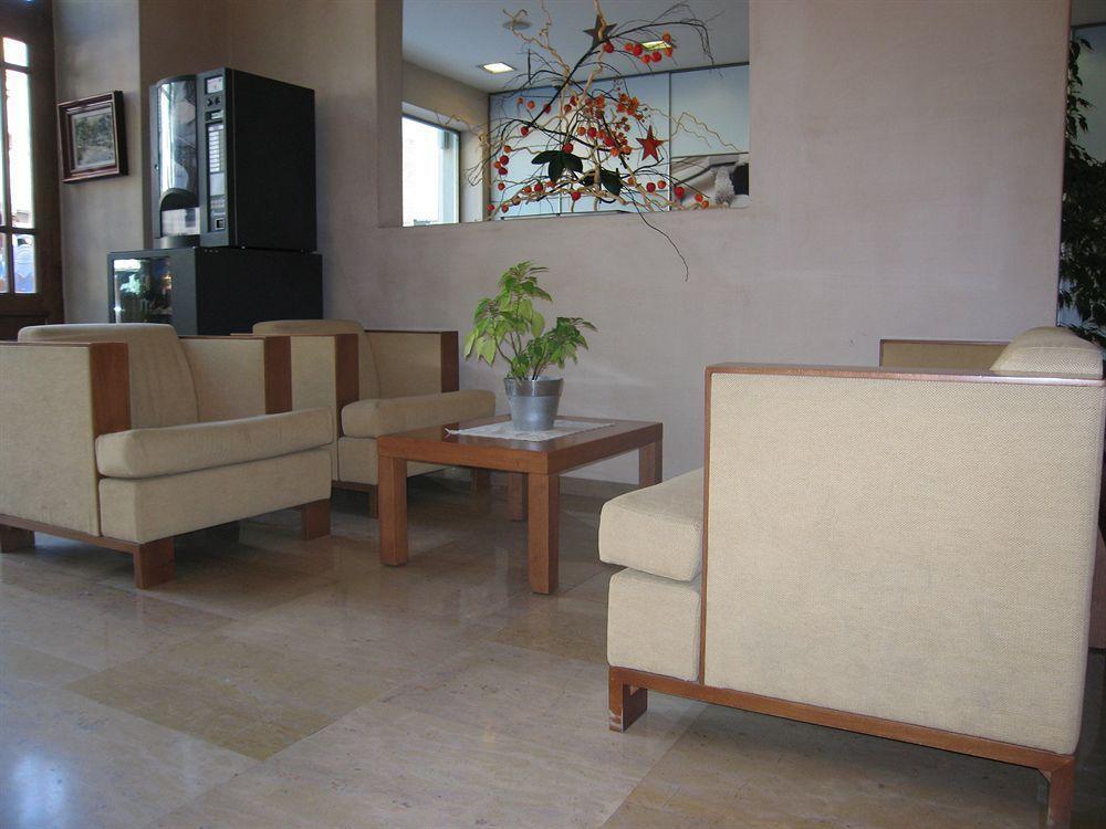 Hotel Rambla Figueres Екстериор снимка