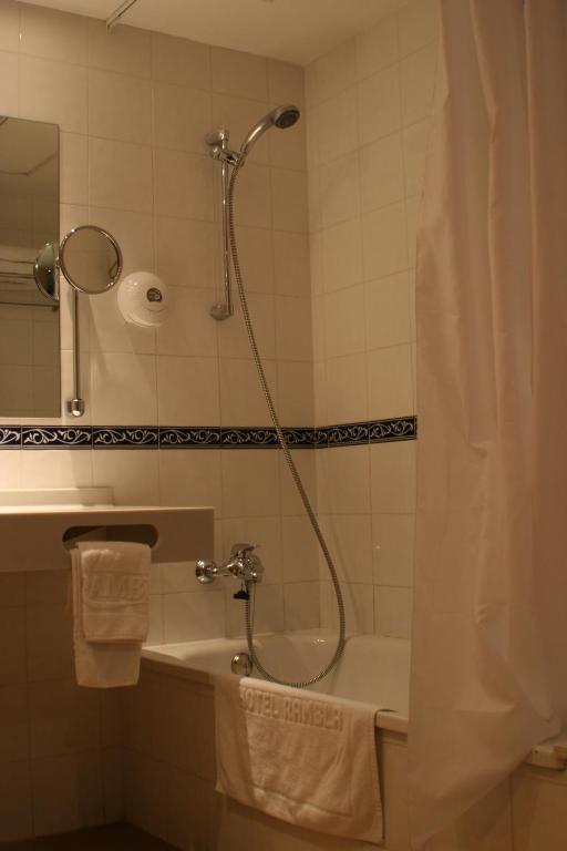 Hotel Rambla Figueres Стая снимка