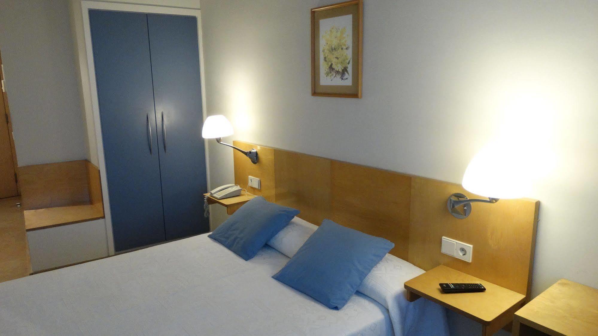 Hotel Rambla Figueres Екстериор снимка